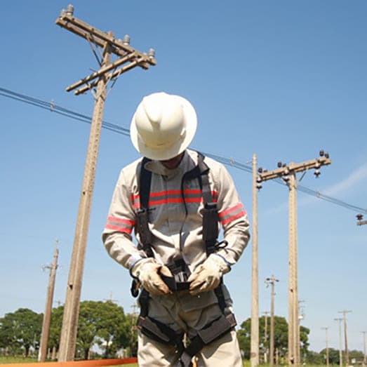 Montador de Transformadores